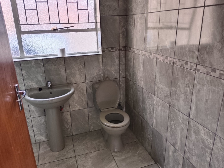 To Let 2 Bedroom Property for Rent in Riebeeckstad Free State